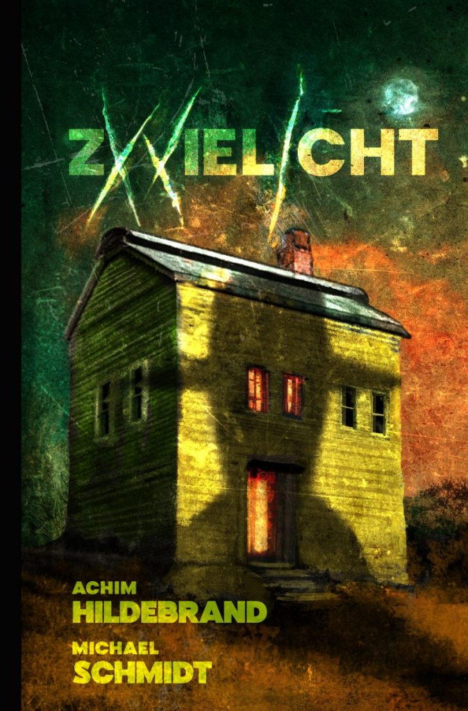 "Zwielicht 21": Auf dem Cover ist ein einsames Backsteinhaus bei Nacht abgebildet, auf das der Schatten einer großen Gestalt mit Hut fällt. Die erleuchteten Fenster wirken wie Augen und Mund des Schattens. Im Nachthimmel darüber steht in großen, hellen Buchstaben der Titel „Zwielicht“, wobei das W und das I in Form von Kratzern dargestellt werden. Unten links auf dem Boden unter dem Haus stehen die Namen der Herausgeber: Achim Hildebrand und Michael Schmidt. 